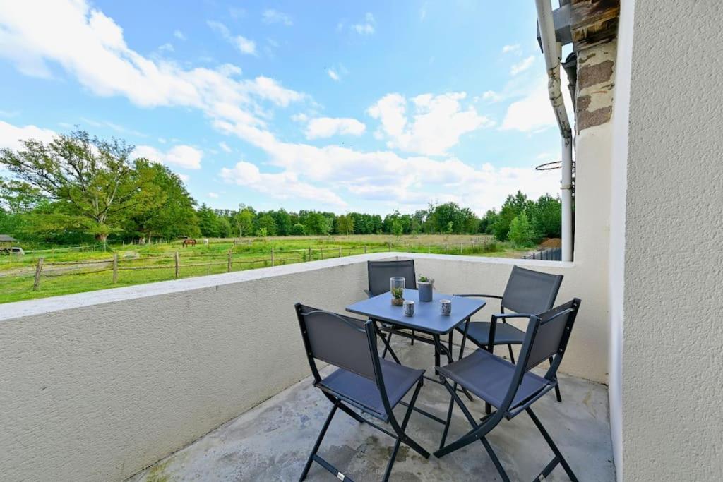 Villa L'Evasion En Pierre Piscine Et Etang Prive Sevremoine Exterior foto