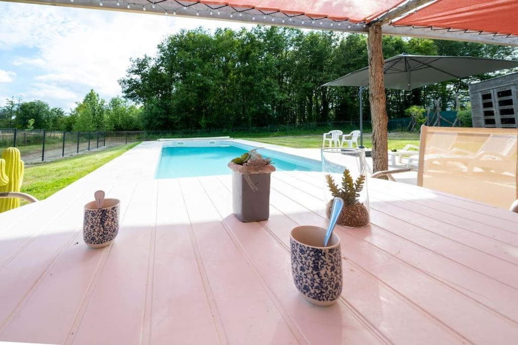 Villa L'Evasion En Pierre Piscine Et Etang Prive Sevremoine Exterior foto